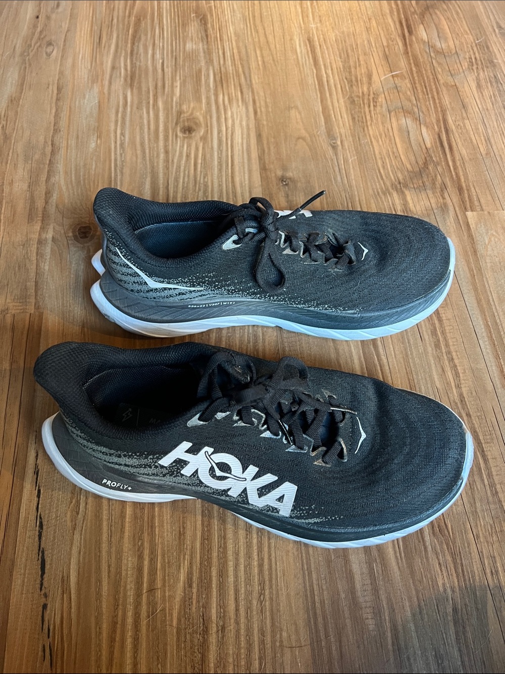 HOKA Mach 5 - Black/Castlerock - Size 8D (Wide)